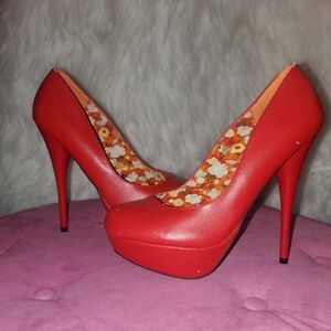 Red high heels size 8